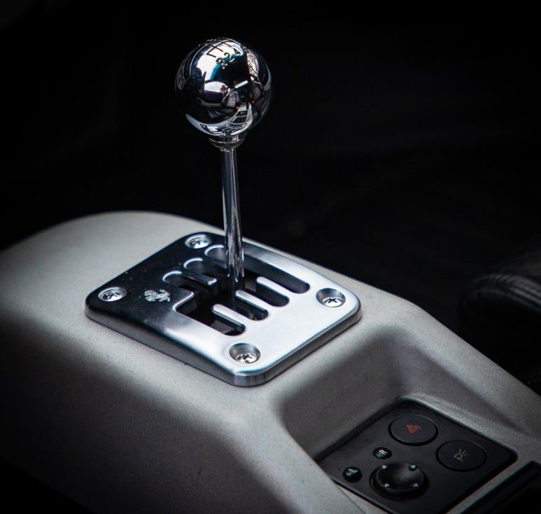 파가니 존다 우니코 전설 귀환 26년 1대 제작 주문 한정판