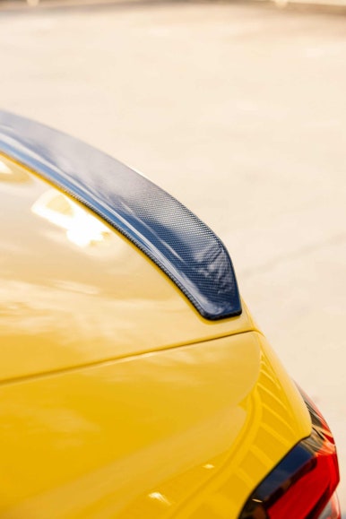 bmw m5 m 세단 투어링 카본 파츠 퍼포먼스 패키지 옵션 디자인 출시 괴물