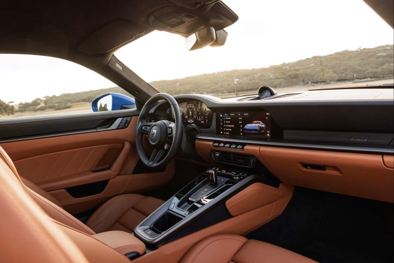 포르쉐 911 슈퍼카 스포츠카 터보 하이브리드 독일 데일리카 