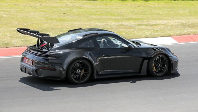 포르쉐 911 992 gt2 rs 괴물 공개 뉘르부르크링 서킷 고성능 실루엣
