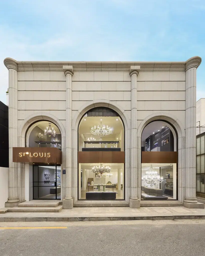 가을 나들이 지도: 지난달 서울에 새로 문을 연 브랜드 스토어 9 1 패션 옷 브랜드 오픈 리뉴얼 스토어 서울 핫플