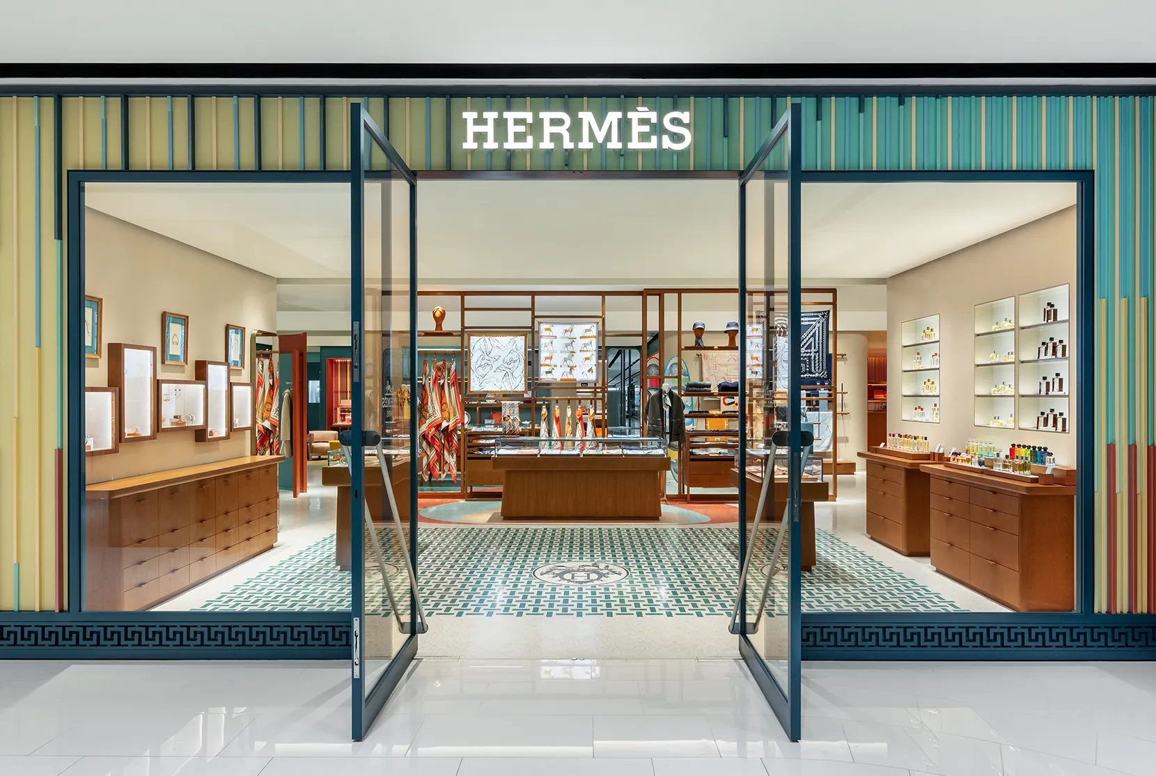 에르메스 갤러리아 백화점 명품관 명품 럭셔리 하이엔드 패션 디자인