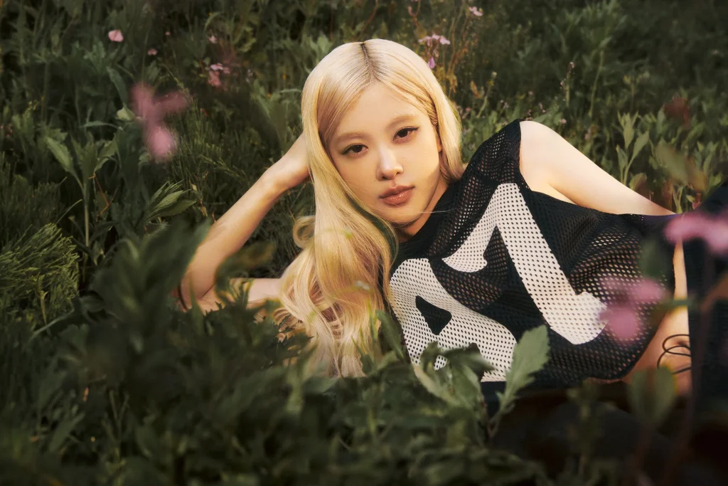 로제 푸마 협업 컬렉션 디자인 패션 공개 블랙핑크
