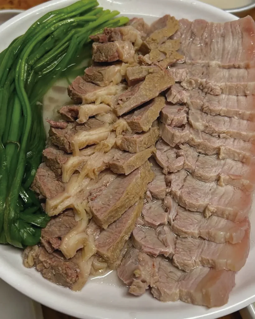 연휴가 끝난 식탁을 위하여: 허전함을 달래줄 따뜻한 밥상 6 2 연휴 명절 겨울 밥상 맛집 핫플 한국 대한민국 k푸드