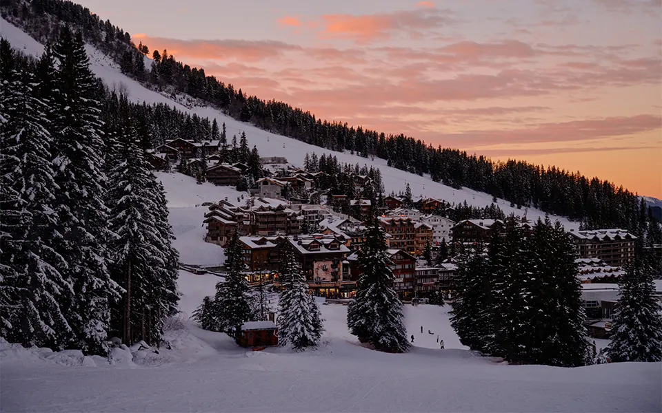 雪景色の中の冬のロマン:アマン(Aman)がおすすめするラグジュアリーな冬のリゾート3選 2 겨울 낭만 설경 리조트 럭셔리 아만 추천 럭셔리 호텔 여행