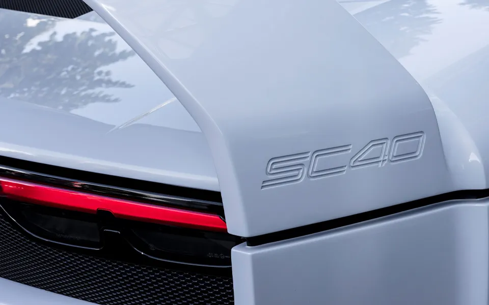 F40의 영혼을 입다: 페라리, 새로운 원오프 모델 'SC40' 공개 5 페라리 슈퍼카 레전드 f40 sc40 전설 귀환 원오프 모델 단한대