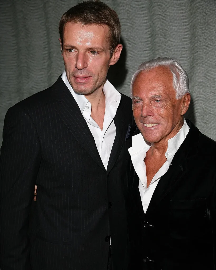 giorgio Armani and his legacy of timeless elegance 8 패션 아르마니 조르지오 유산 우아함 디자이너 디자인 패션 명품 럭셔리 미니멀리즘 혁명가 수트