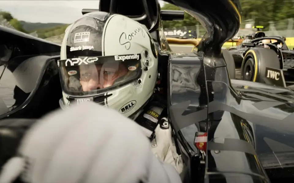 발테리 보타스 인터뷰: “포기하지 않는 선수로 기억되고 싶다” 7 발테리보타스 인터뷰 대한민국 방문 한국 서울 드라이버 f1 선수