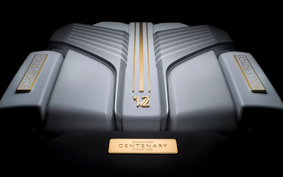 롤스로이스 자동차 명차 비스포크 하이엔드 럭셔리 팬텀 센터너리 프라이빗 25대 한정판 예술작
