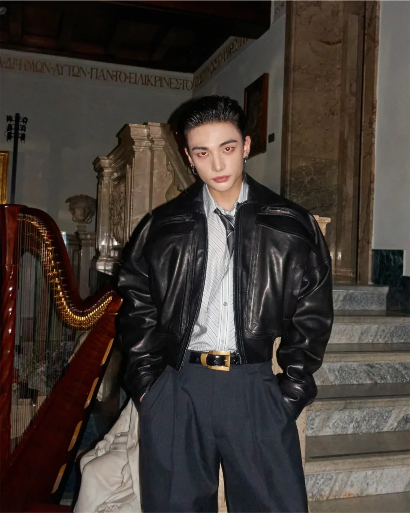 베르사체 컬렋션 데뷔 디자이너 다리오비탈레 명품