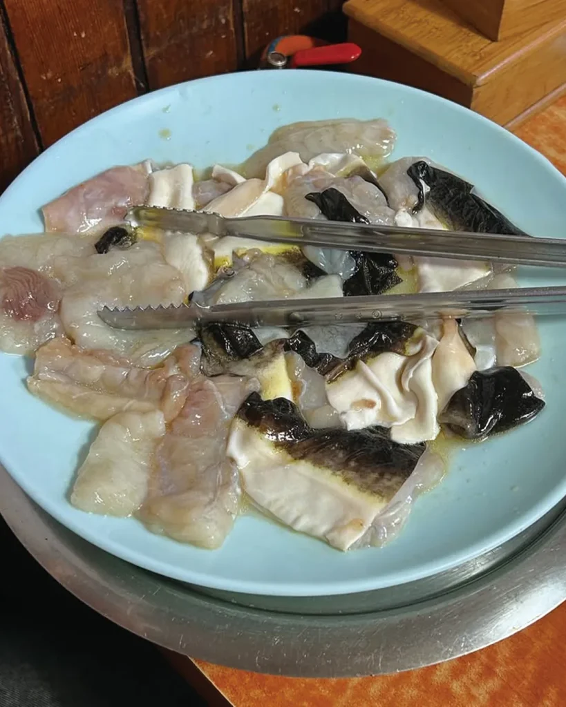 연휴가 끝난 식탁을 위하여: 허전함을 달래줄 따뜻한 밥상 6 10 연휴 명절 겨울 밥상 맛집 핫플 한국 대한민국 k푸드