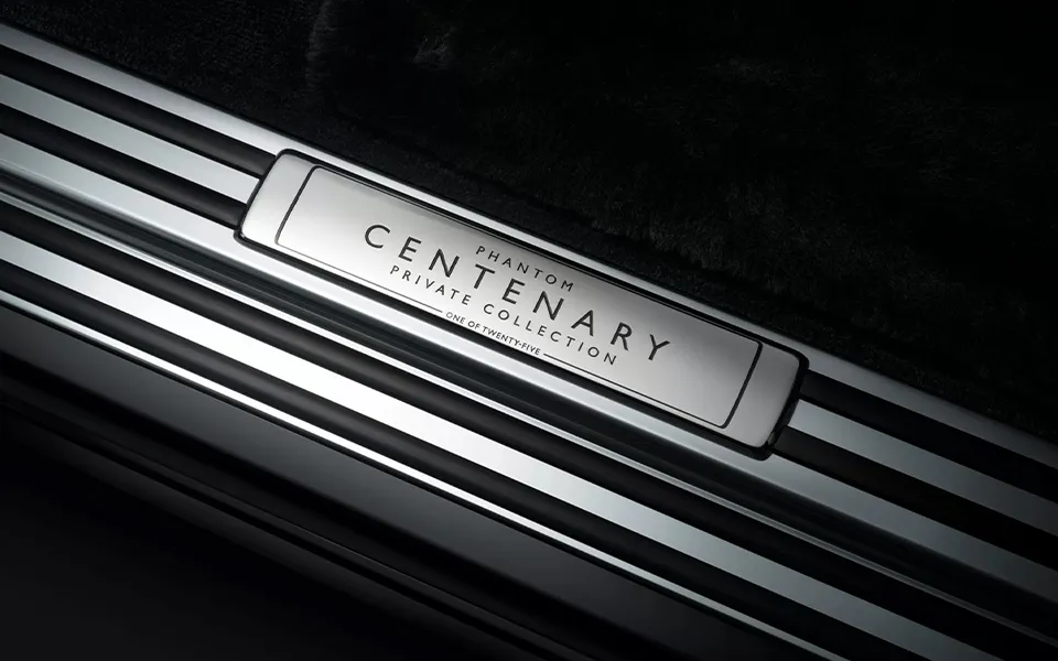 롤스로이스 자동차 명차 비스포크 하이엔드 럭셔리 팬텀 센터너리 프라이빗 25대 한정판 예술작
