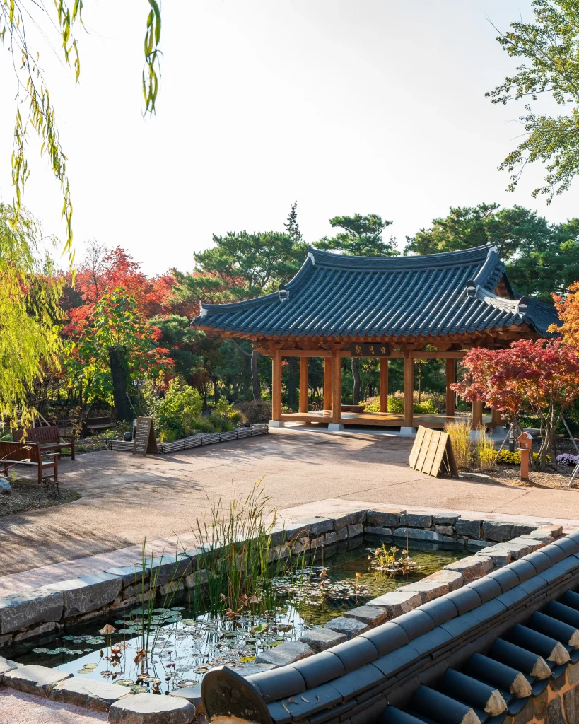 秋の風情を満喫!今すぐ行きたいソウル近郊の樹木園4選 12 서울 근교 수목원 주말 나들이 핫플레이스