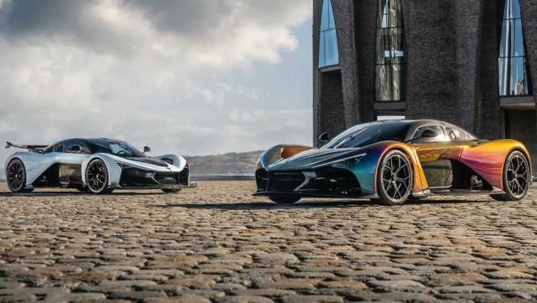 덴마크 오로라 하이퍼카 젠보 부가티 코닉세그 