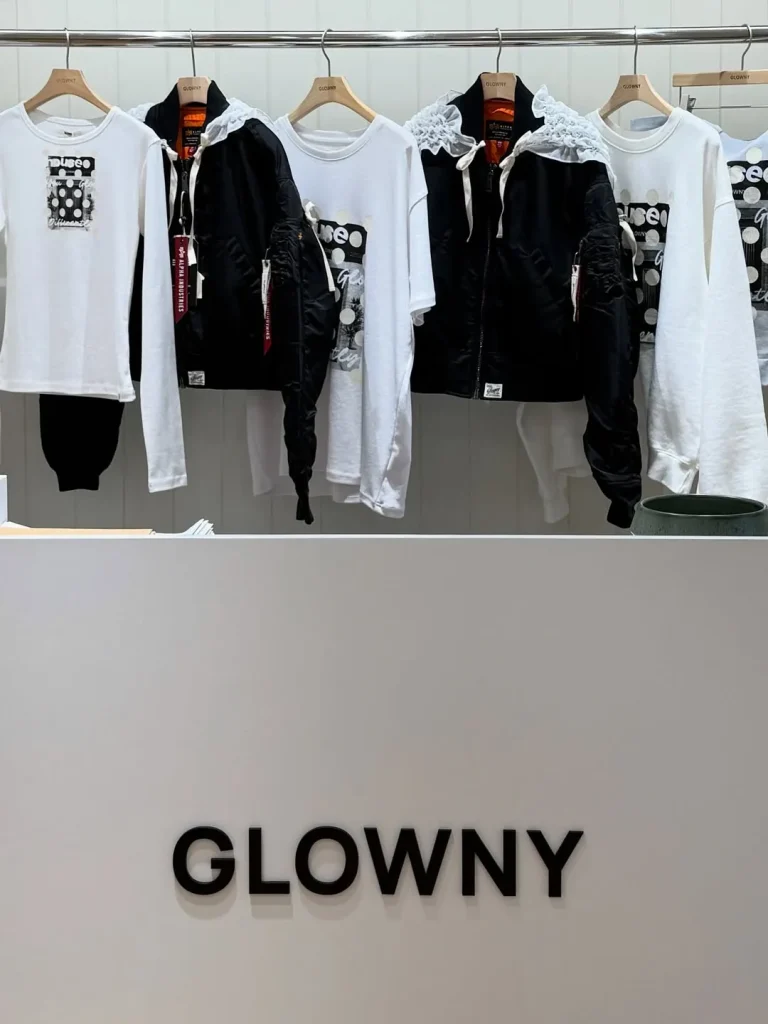 가을 나들이 지도: 지난달 서울에 새로 문을 연 브랜드 스토어 9 13 패션 옷 브랜드 오픈 리뉴얼 스토어 서울 핫플