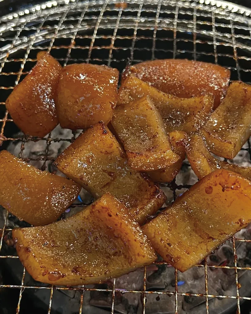 연휴가 끝난 식탁을 위하여: 허전함을 달래줄 따뜻한 밥상 6 19 연휴 명절 겨울 밥상 맛집 핫플 한국 대한민국 k푸드