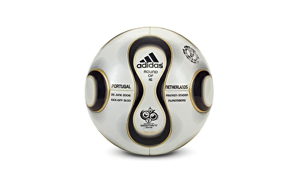 펠레의 시대에서 메시의 대관식까지: 아디다스 월드컵 공인구 50년의 역사 17 축구 축구공 공인구 아디다스 월드컵 펠레 상징 디자인 혁신 기술