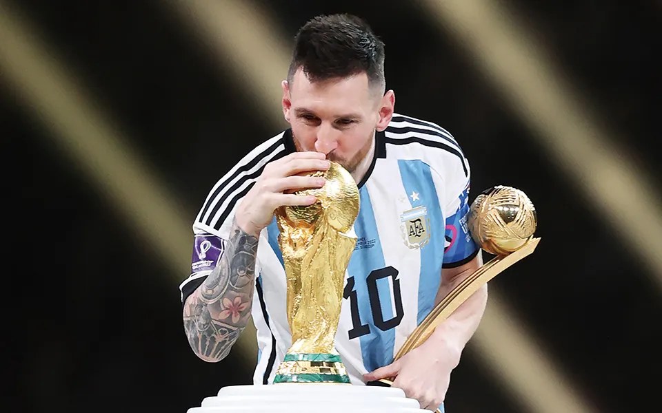 펠레의 시대에서 메시의 대관식까지: 아디다스 월드컵 공인구 50년의 역사 26 축구 축구공 공인구 아디다스 월드컵 펠레 상징 디자인 혁신 기술