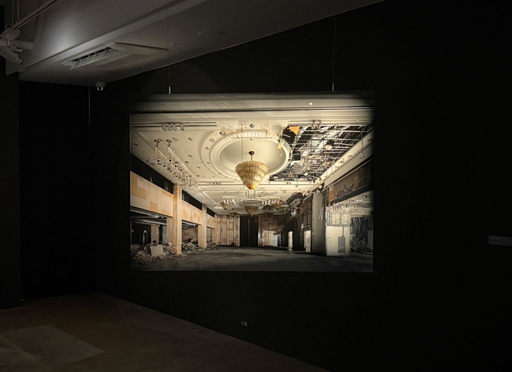 남산 근현대 건축 탐방: 힐튼 서울 전시와 함께 걷는 시간 여행 3 남산 장소 핫플 건축 근현대 탐방 힐튼 서울 자서전