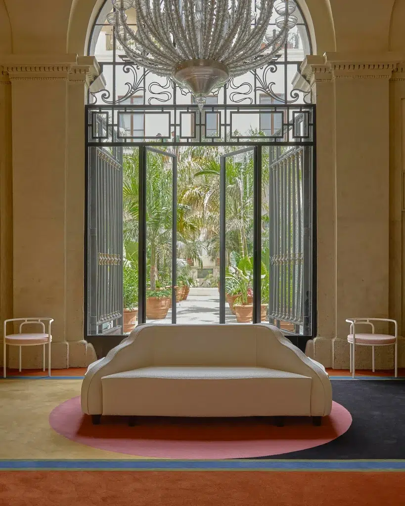 루카 구아다니노 감독이 총괄 연출한 호텔 ‘팔라초 탈리아’가 개관했다 3 루카 구아다니노가 총괄 연출한 로마 호텔 팔라초 탈리아 개관