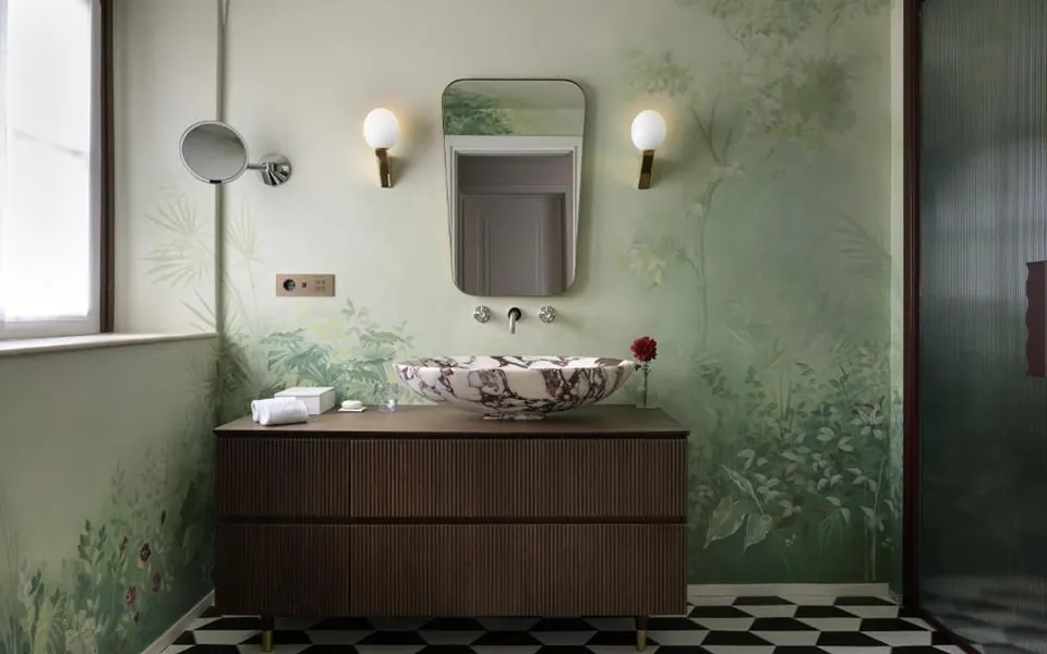 루카 구아다니노 감독이 총괄 연출한 호텔 ‘팔라초 탈리아’가 개관했다 12 루카 구아다니노가 총괄 연출한 로마 호텔 팔라초 탈리아 개관